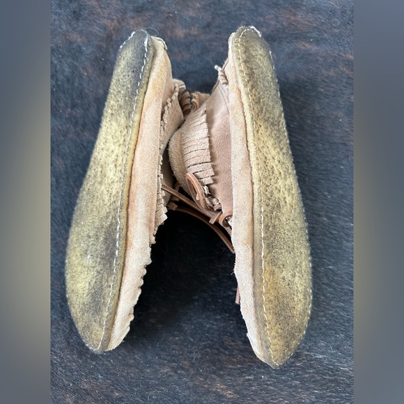 Suede moccasins - women’s size 9 - Picture 3 of 5